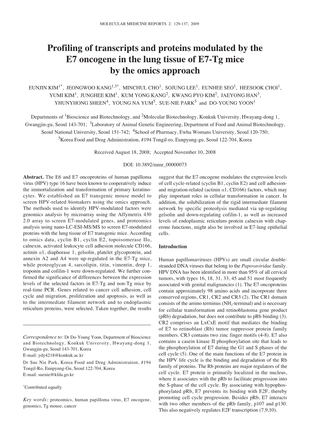 Profiling of Transcripts and Proteins Modulated by the E7 Oncogene in the Lung Tissue of E7-Tg Mice by the Omics Approach