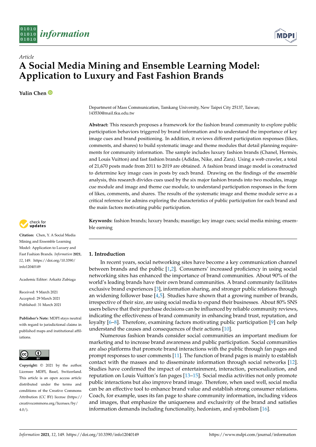 A Social Media Mining and Ensemble Learning Model: Application to Luxury and Fast Fashion Brands