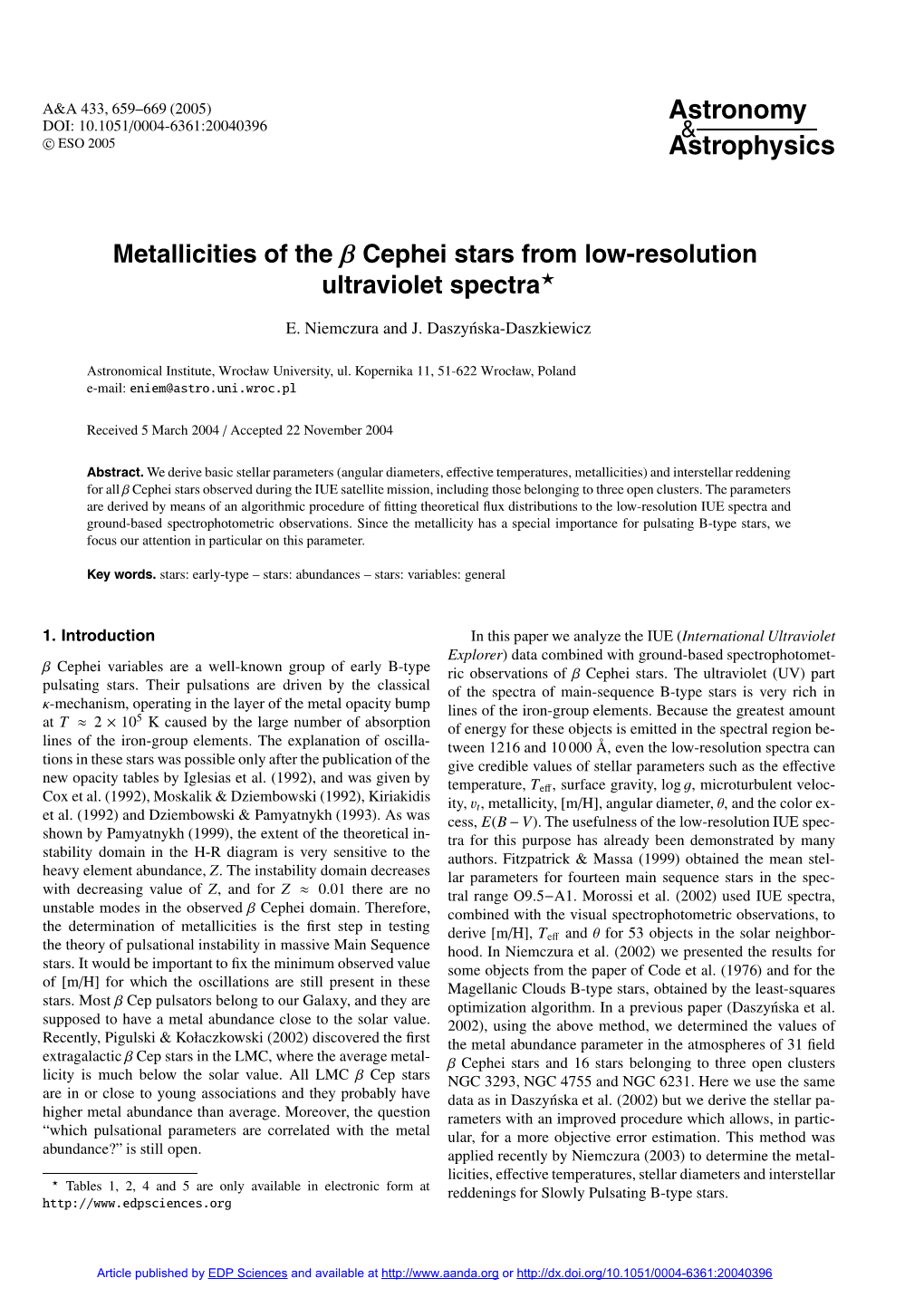 Metallicities of the Β Cephei Stars from Low-Resolution Ultraviolet Spectra