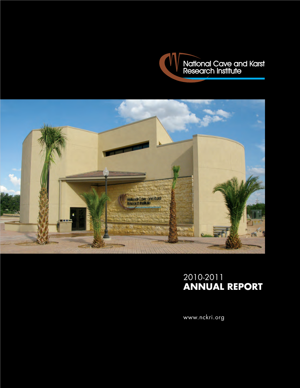 Annual Report Cover 2011 Spread 8/10/11 11:28 AM Page 1