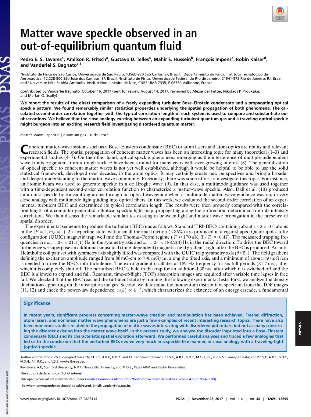 Matter Wave Speckle Observed in an Out-Of-Equilibrium Quantum Fluid