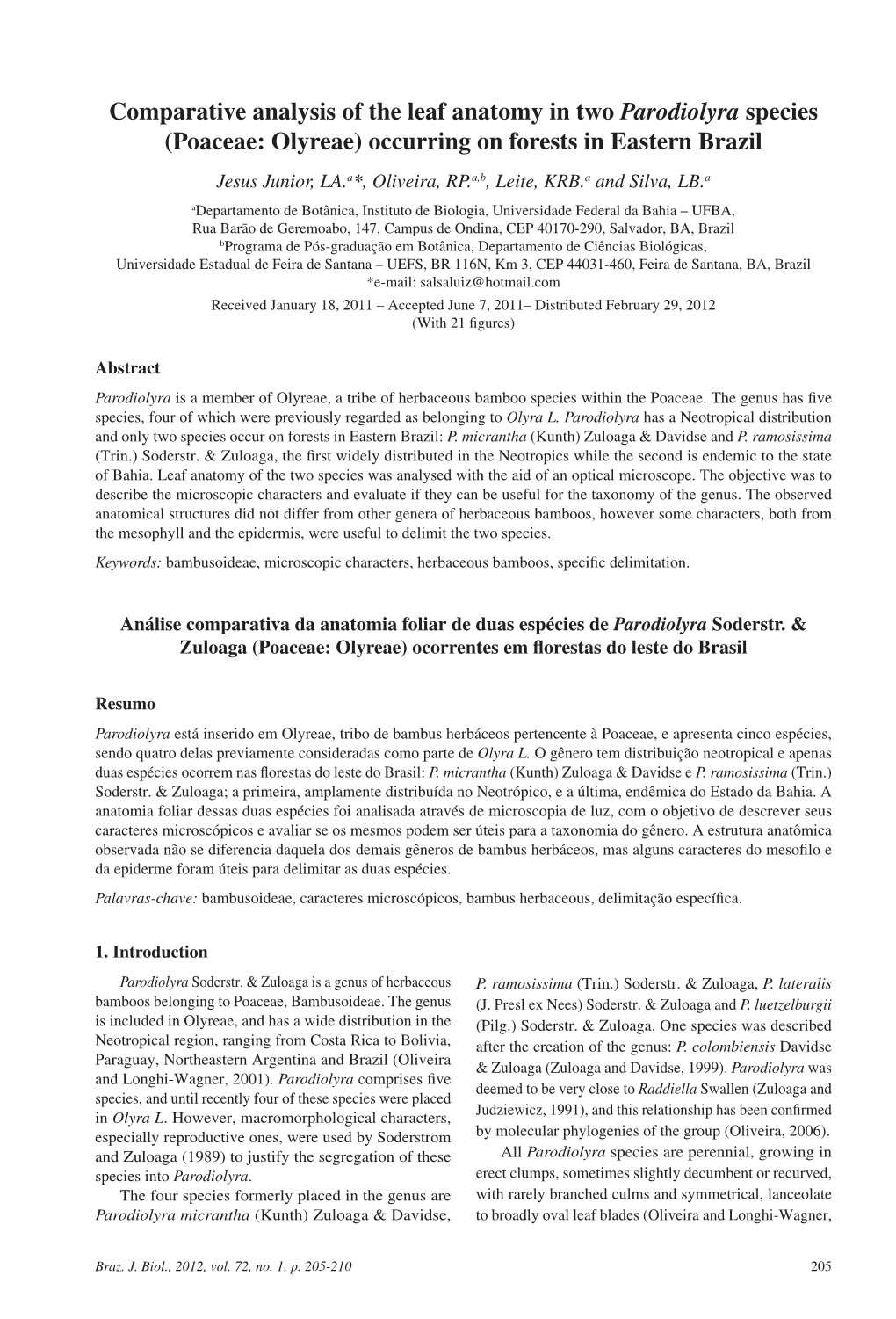 Comparative Analysis of the Leaf Anatomy in Two Parodiolyra Species