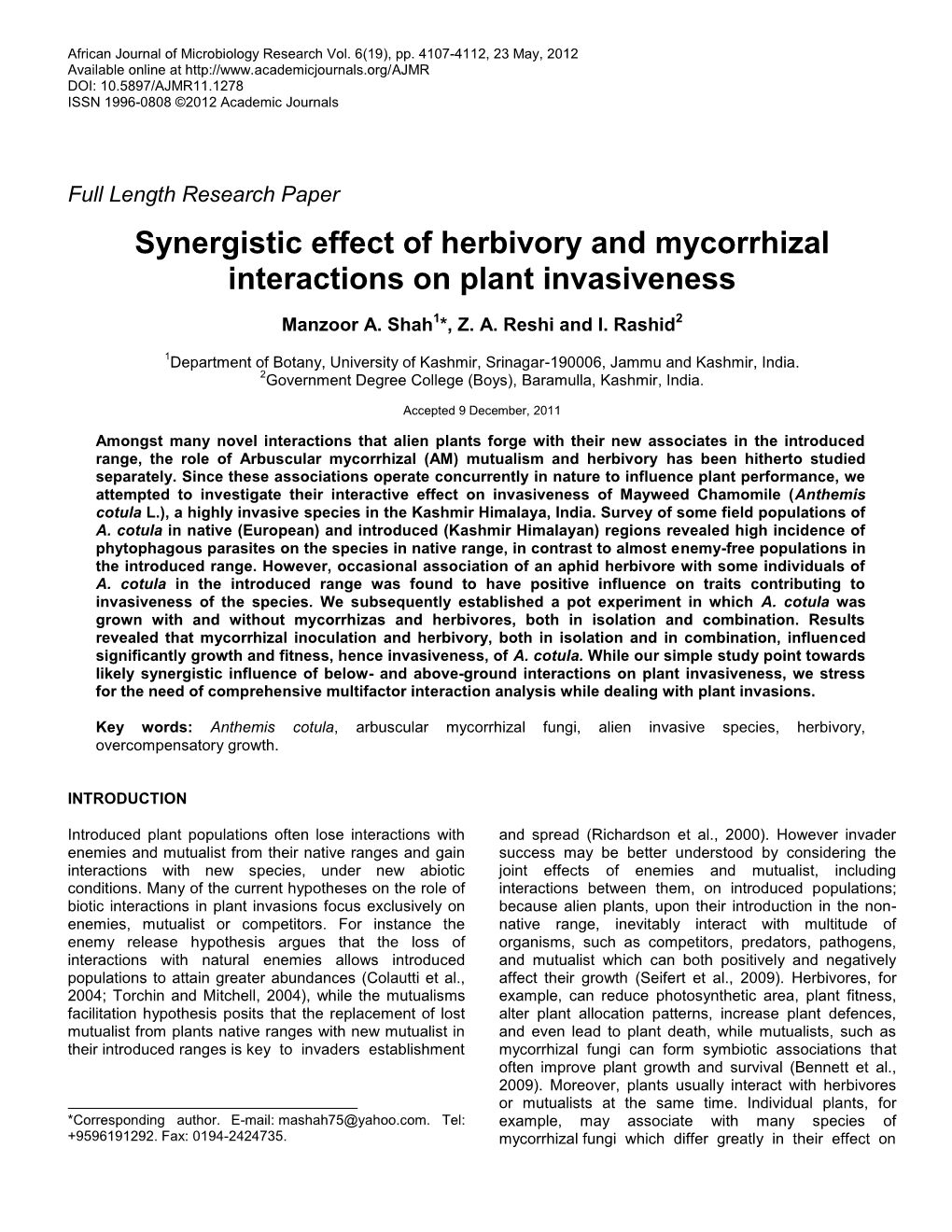 Synergistic Effect of Herbivory and Mycorrhizal Interactions on Plant Invasiveness