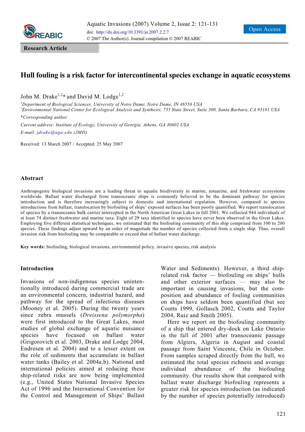 Hull Fouling Is a Risk Factor for Intercontinental Species Exchange in Aquatic Ecosystems