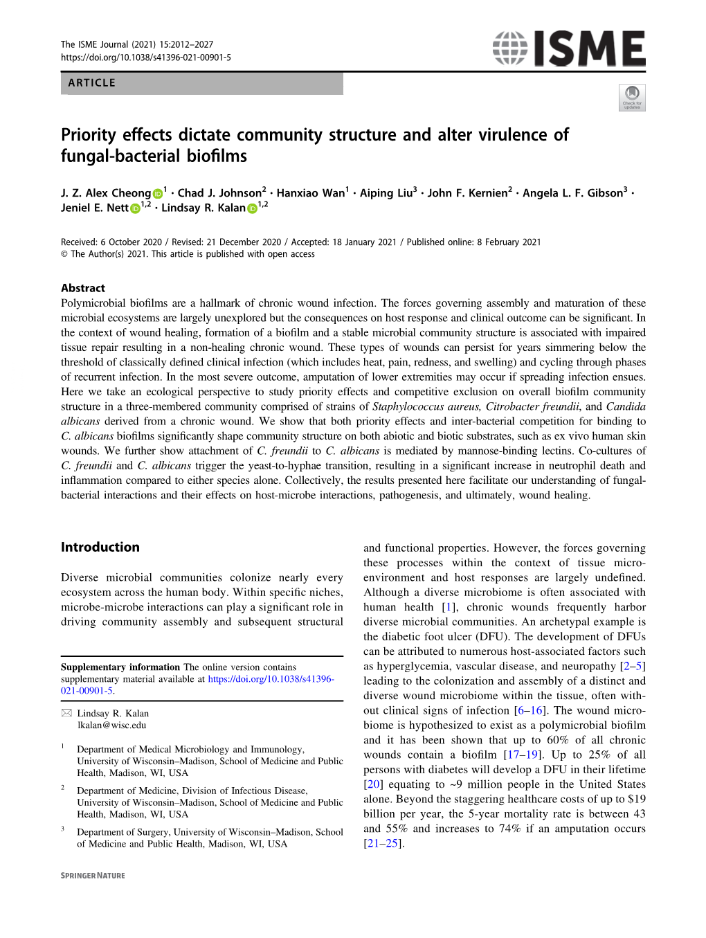 Priority Effects Dictate Community Structure and Alter Virulence of Fungal-Bacterial Bioﬁlms