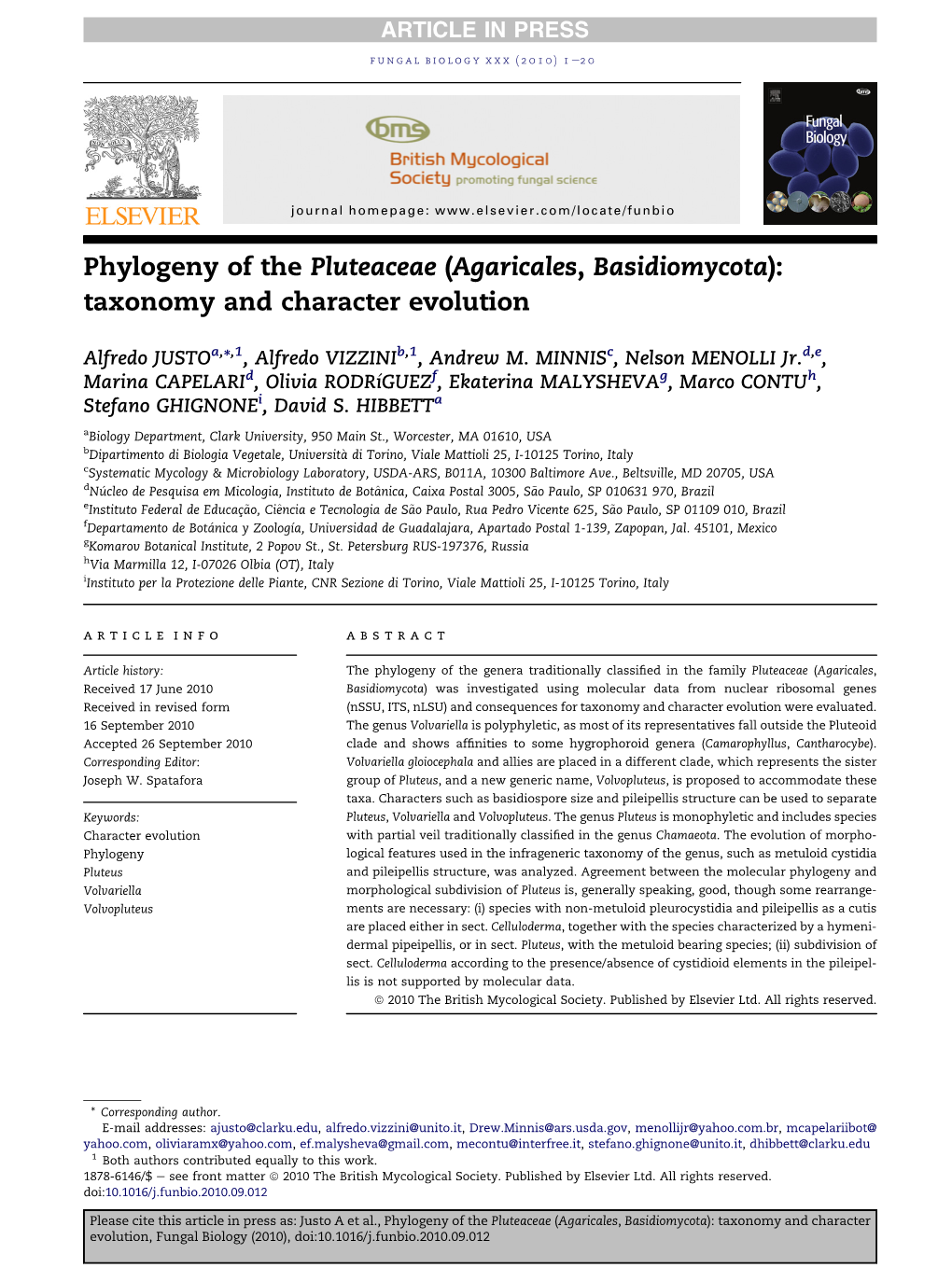 Justo Et Al 2010 Pluteaceae.Pdf