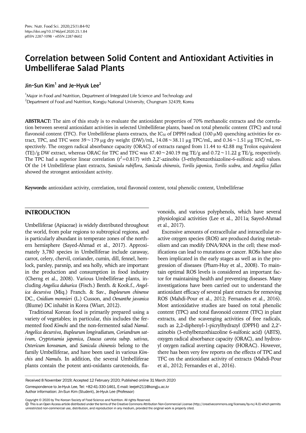 Correlation Between Solid Content and Antioxidant Activities in Umbelliferae Salad Plants