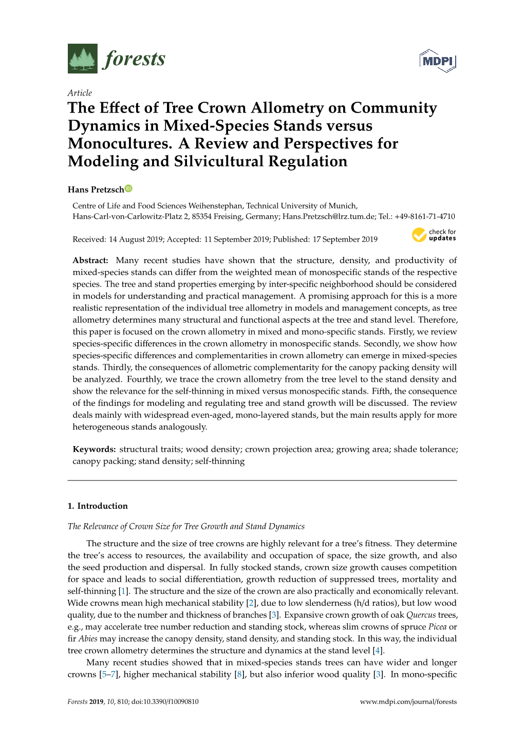 The Effect of Tree Crown Allometry on Community Dynamics in Mixed