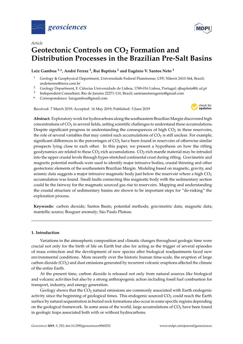 Geotectonic Controls on CO2 Formation and Distribution Processes in the Brazilian Pre-Salt Basins