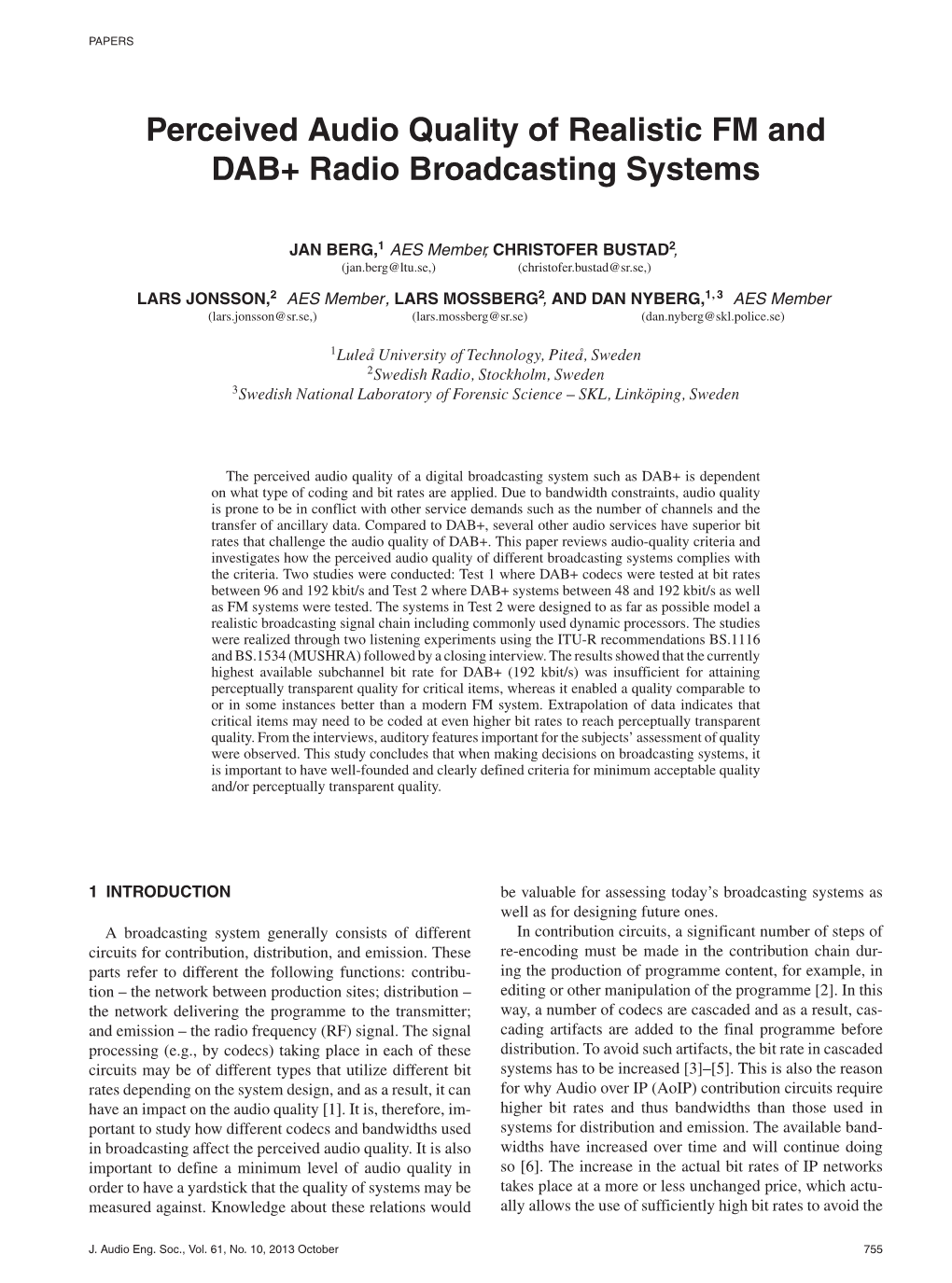 Perceived Audio Quality of Realistic FM and DAB+ Radio Broadcasting Systems