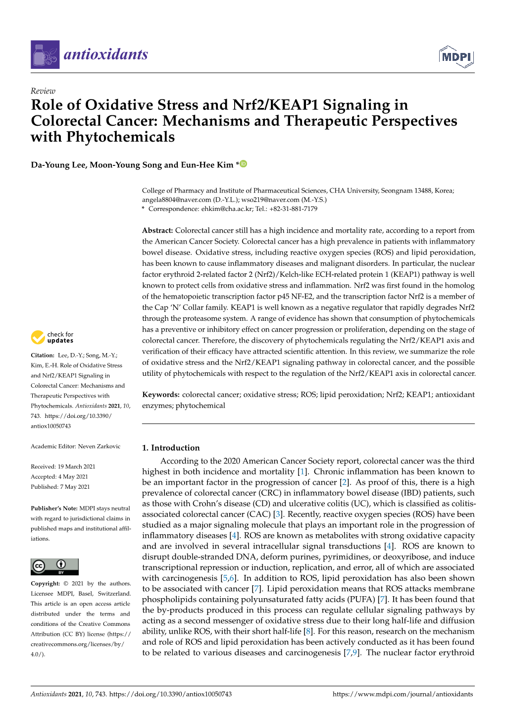 Role of Oxidative Stress and Nrf2/KEAP1 Signaling in Colorectal Cancer: Mechanisms and Therapeutic Perspectives with Phytochemicals