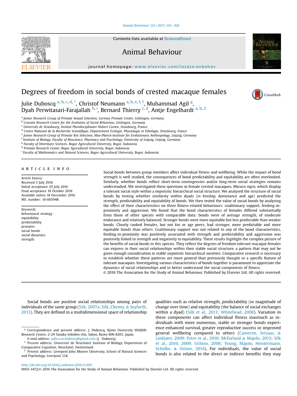 Degrees of Freedom in Social Bonds of Crested Macaque Females