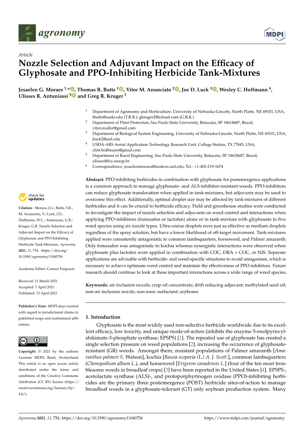 Nozzle Selection and Adjuvant Impact on the Efficacy of Glyphosate And