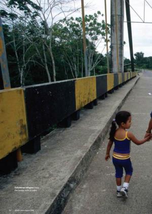 Colombian Refugees Cross the Border with Ecuador