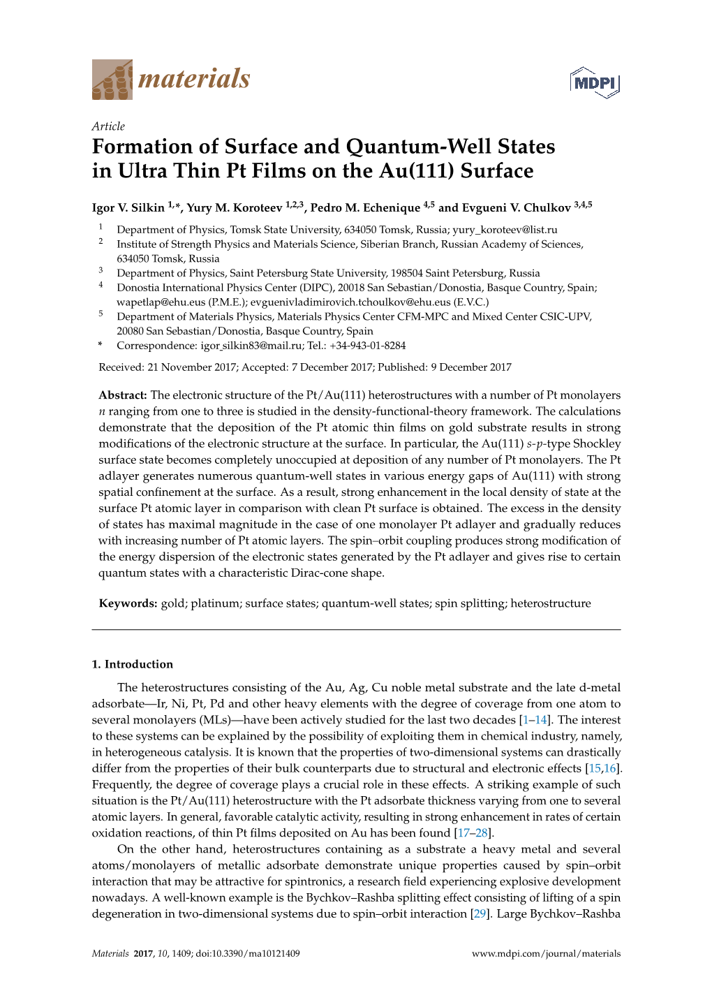 Surface and Quantum-Well States in Ultra Thin Pt Films on the Au(111) Surface