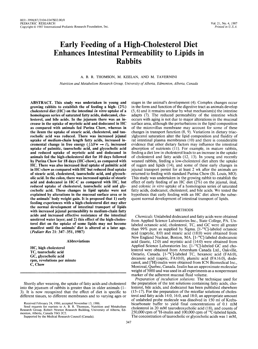 Early Feeding of a High-Cholesterol Diet Enhances Intestinal Permeability to Lipids in Rabbits