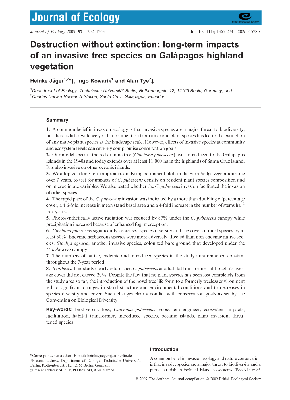 Long-Term Impacts of an Invasive Tree Species on Gala´Pagos Highland Vegetation