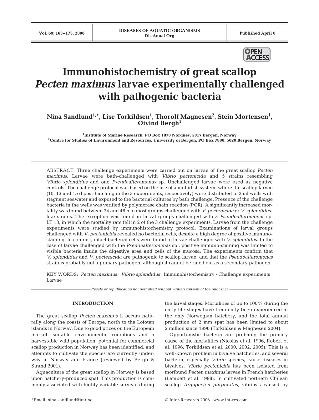 Immunohistochemistry of Great Scallop Pecten Maximus Larvae Experimentally Challenged with Pathogenic Bacteria