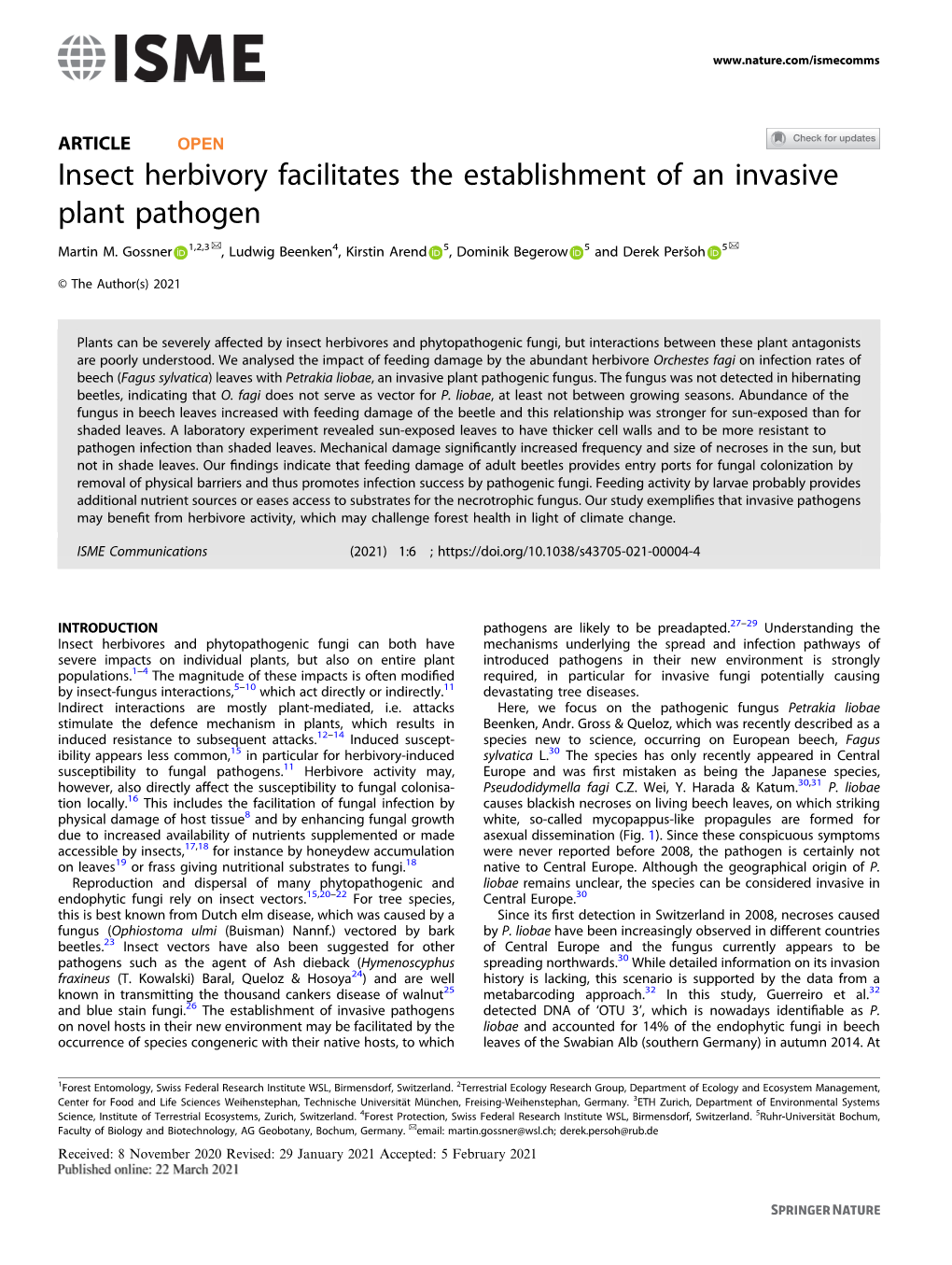 Insect Herbivory Facilitates the Establishment of an Invasive Plant Pathogen ✉ ✉ Martin M