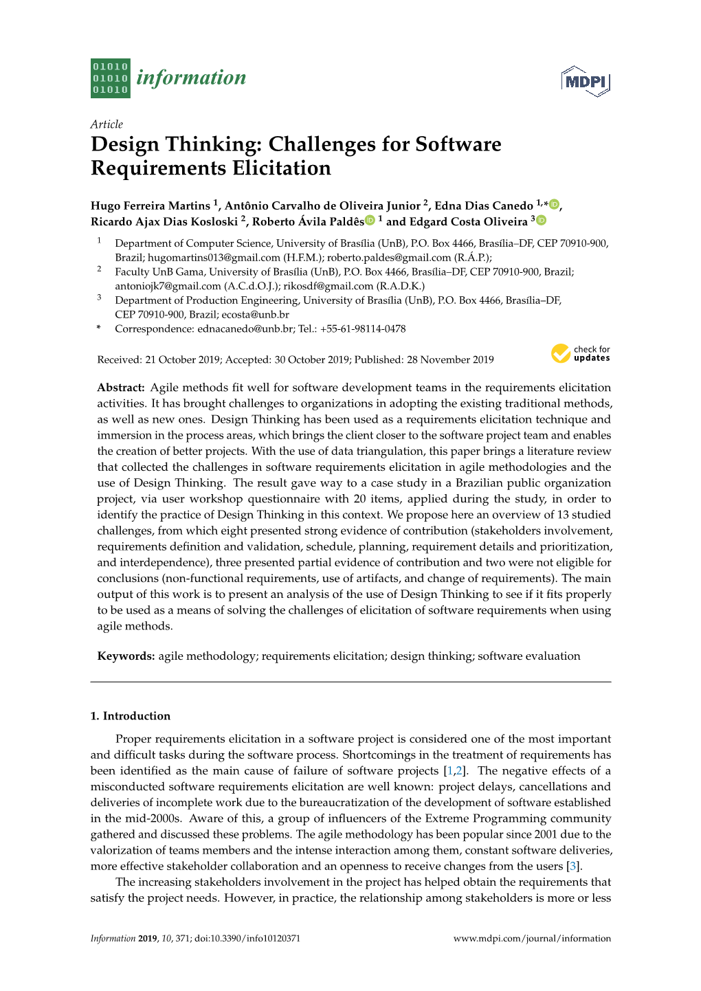 Design Thinking: Challenges for Software Requirements Elicitation