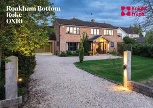 Roakham Bottom Roke OX10 Contemporary Home in Sought After Village with Wonderful Country Views