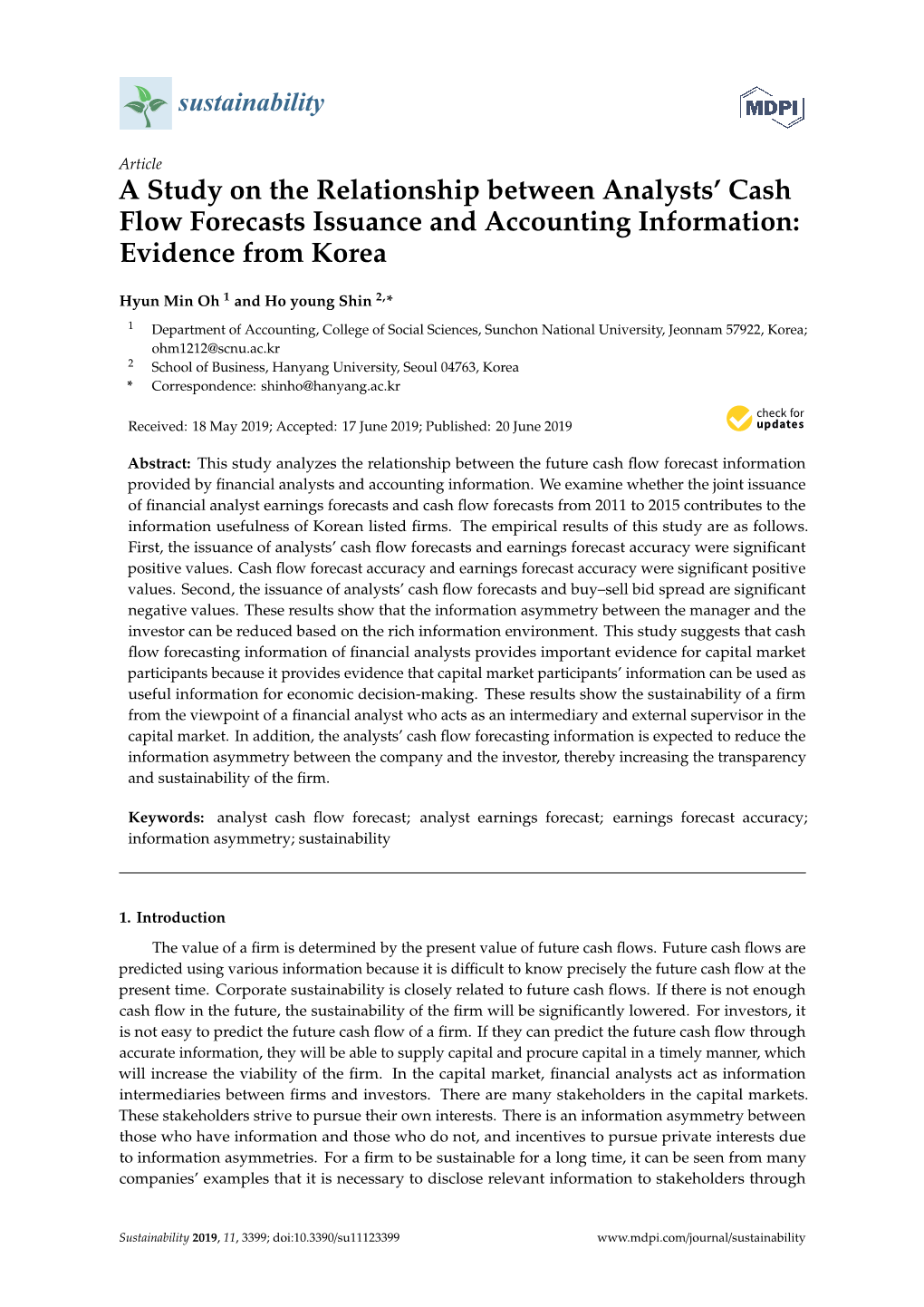 A Study on the Relationship Between Analysts' Cash Flow Forecasts