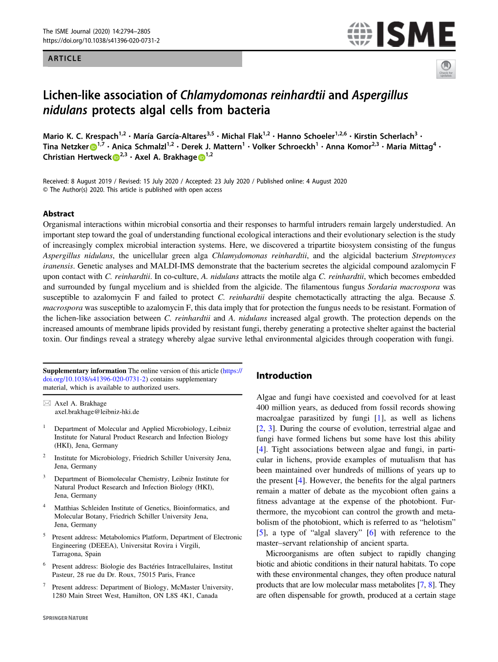 Lichen-Like Association of Chlamydomonas Reinhardtii and Aspergillus Nidulans Protects Algal Cells from Bacteria