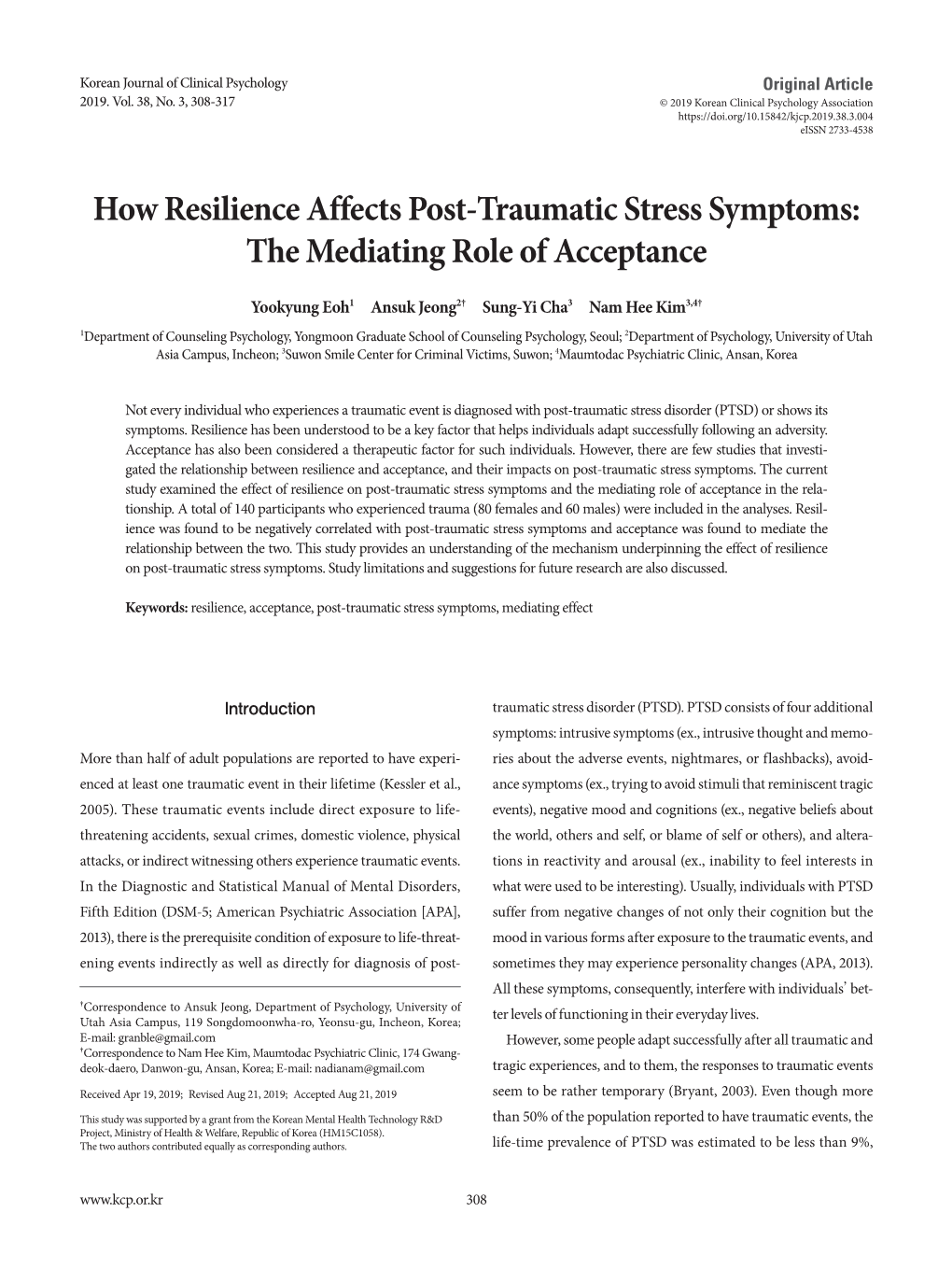 How Resilience Affects Post-Traumatic Stress Symptoms: the Mediating Role of Acceptance