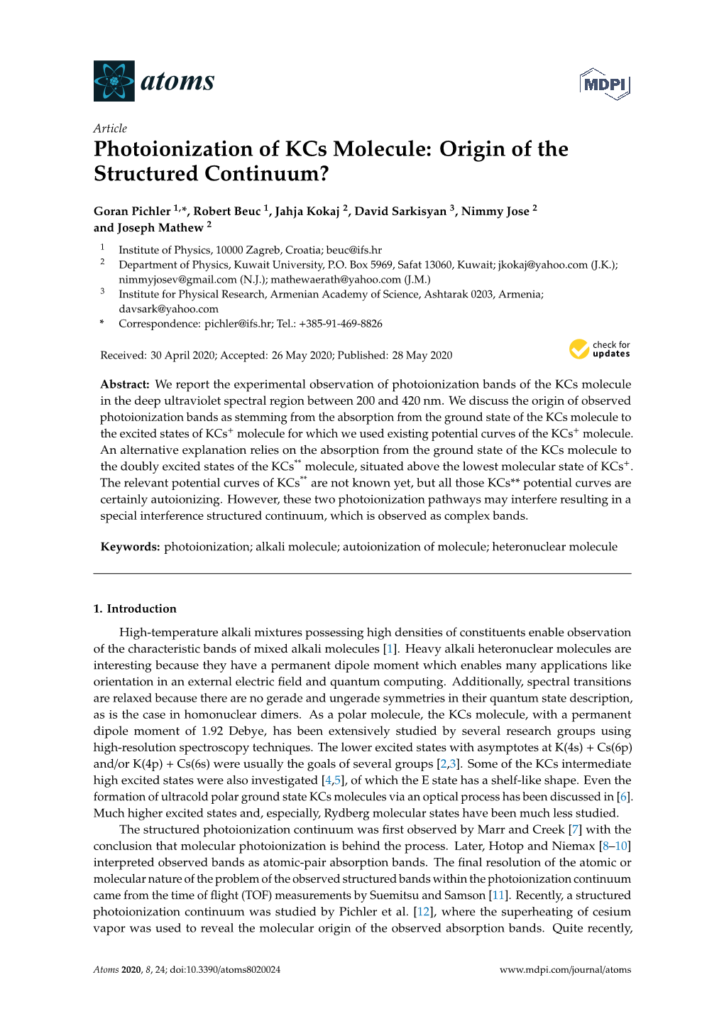 Photoionization of Kcs Molecule: Origin of the Structured Continuum?