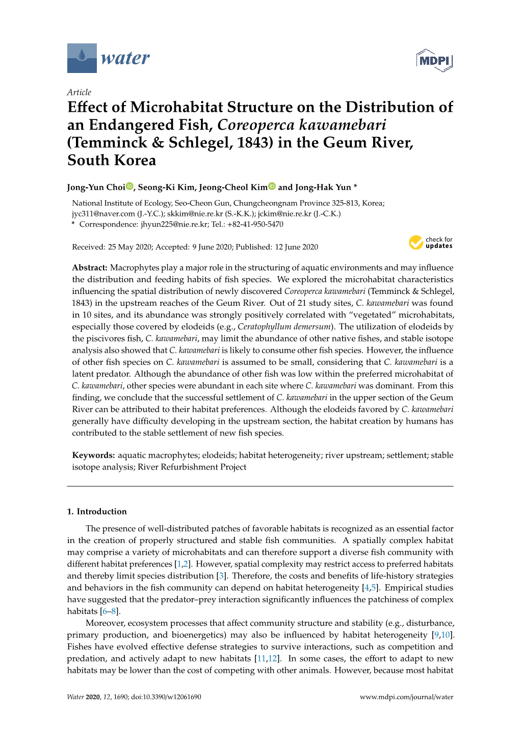 Effect of Microhabitat Structure on the Distribution of an Endangered Fish, Coreoperca Kawamebari (Temminck & Schlegel, 1843