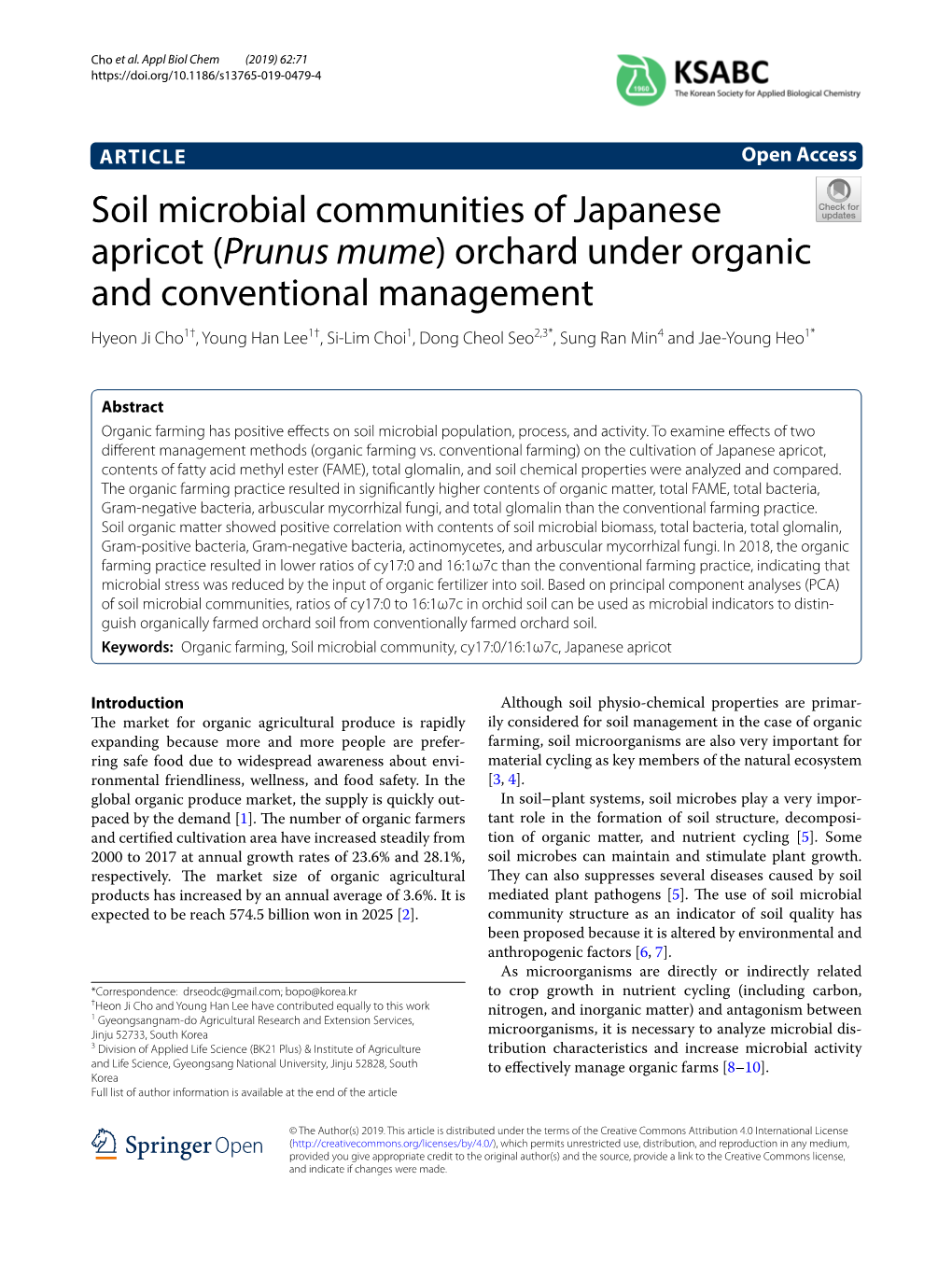 Soil Microbial Communities of Japanese Apricot (Prunus Mume) Orchard Under Organic and Conventional Management