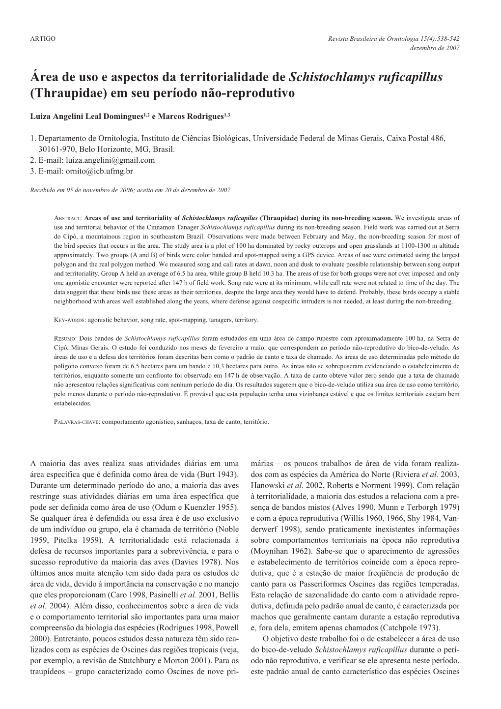 Área De Uso E Aspectos Da Territorialidade De Schistochlamys Ruficapillus (Thraupidae) Em Seu Período Não-Reprodutivo