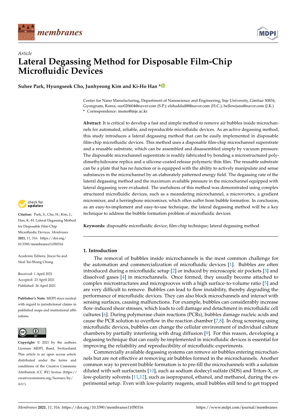 Lateral Degassing Method for Disposable Film-Chip Microfluidic