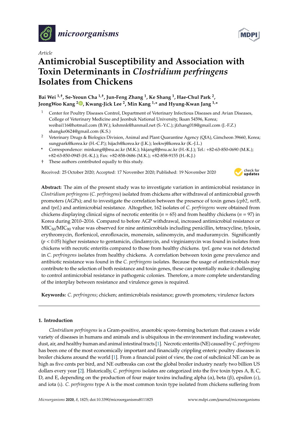 Antimicrobial Susceptibility and Association with Toxin Determinants in Clostridium Perfringens Isolates from Chickens