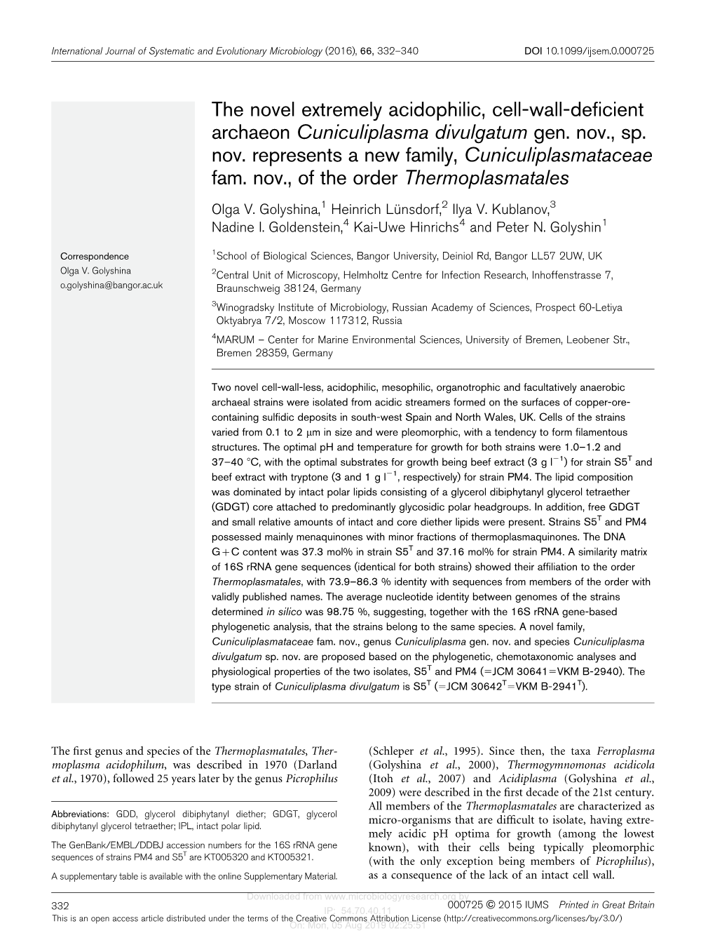 The Novel Extremely Acidophilic, Cell-Wall-Deﬁcient Archaeon Cuniculiplasma Divulgatum Gen