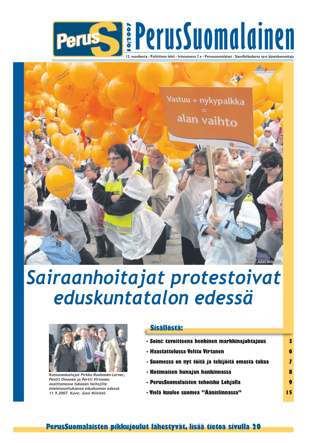 Sairaanhoitajat Protestoivat Eduskuntatalon Edessä