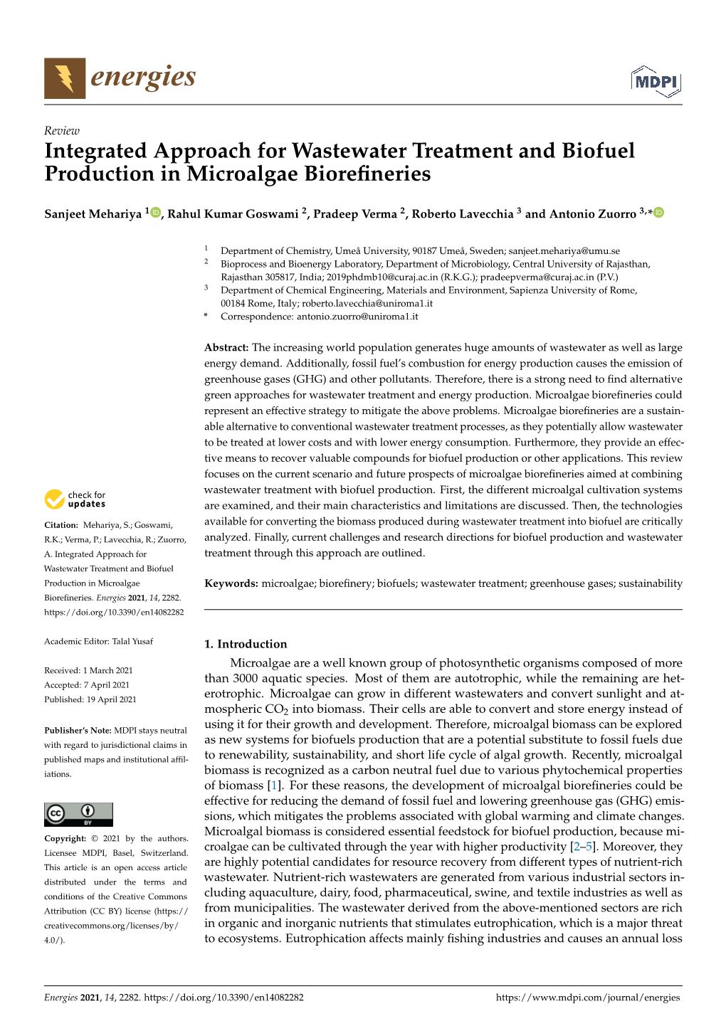 Integrated Approach for Wastewater Treatment and Biofuel Production in Microalgae Bioreﬁneries