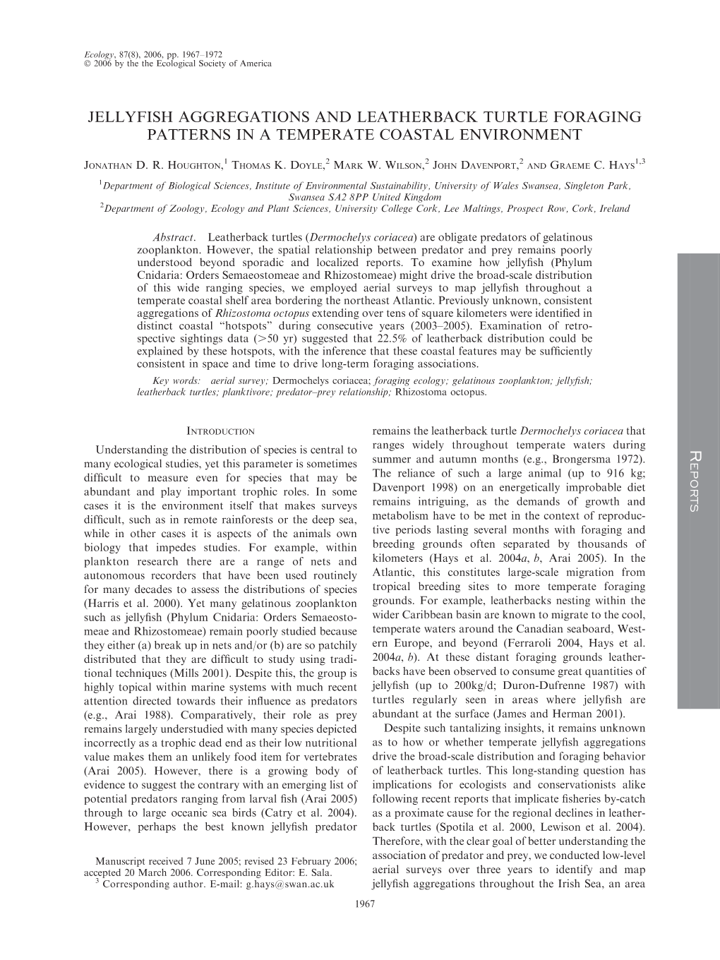 Jellyfish Aggregations and Leatherback Turtle Foraging Patterns in a Temperate Coastal Environment