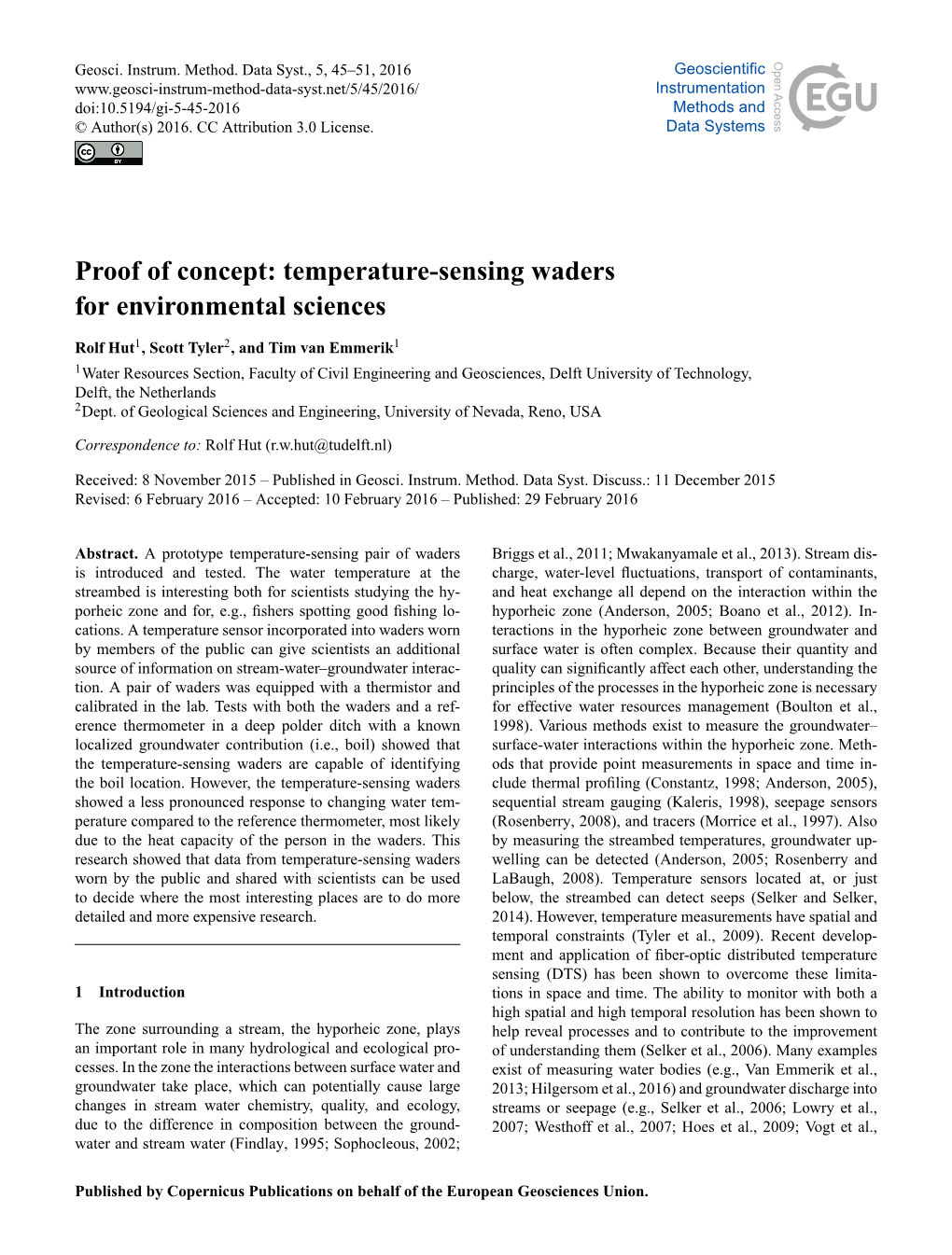 Temperature-Sensing Waders for Environmental Sciences