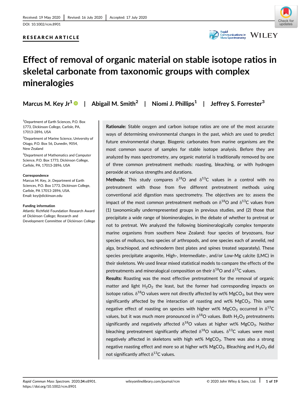 Effect of Removal of Organic Material on Stable Isotope Ratios in Skeletal Carbonate from Taxonomic Groups with Complex Mineralogies