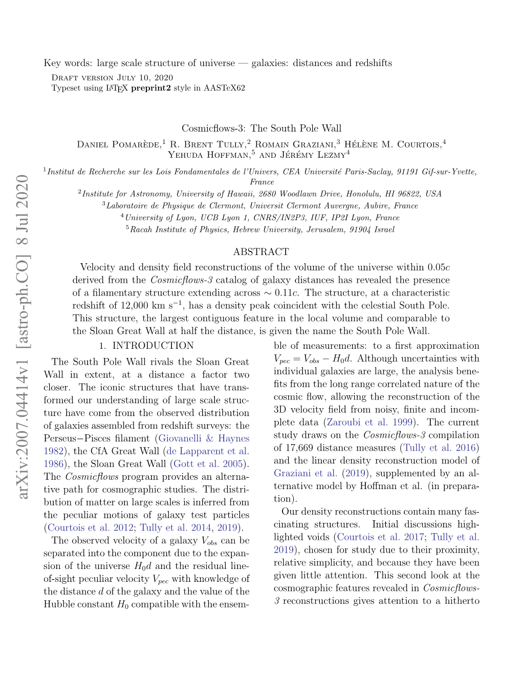 Arxiv:2007.04414V1 [Astro-Ph.CO] 8 Jul 2020 Bution of Matter on Large Scales Is Inferred from Tion)