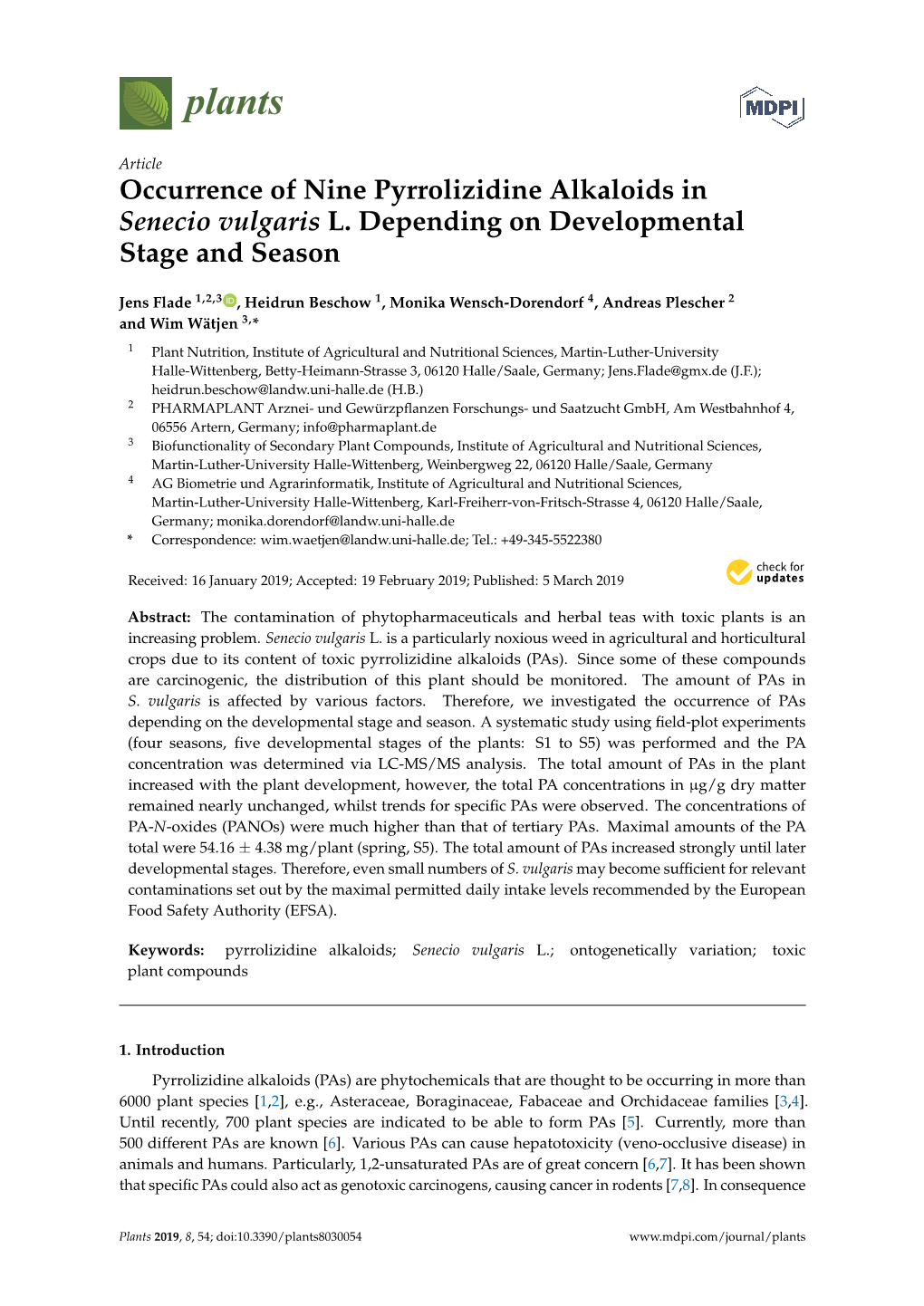 Occurrence of Nine Pyrrolizidine Alkaloids in Senecio Vulgaris L