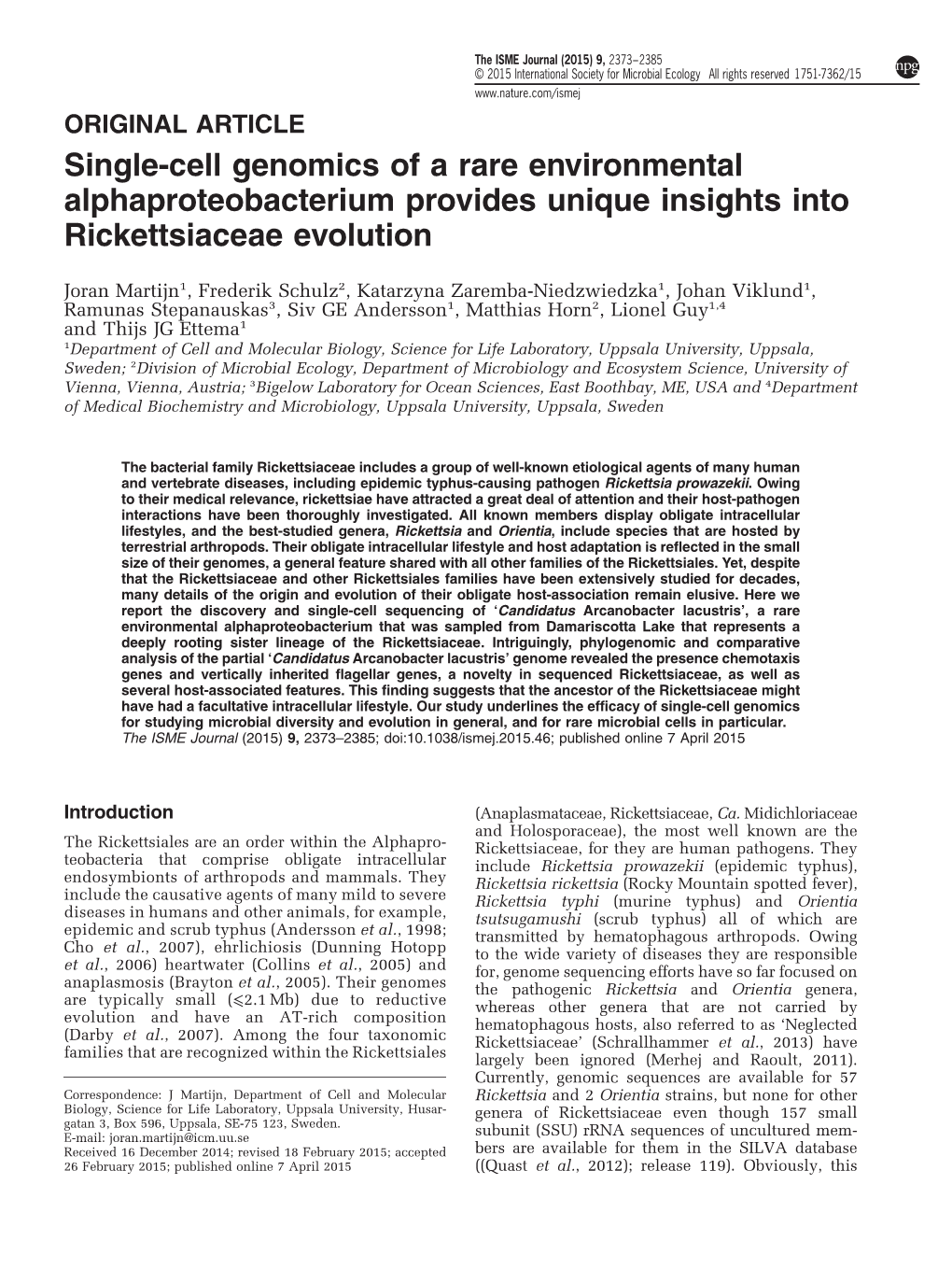 Single-Cell Genomics of a Rare Environmental Alphaproteobacterium Provides Unique Insights Into Rickettsiaceae Evolution