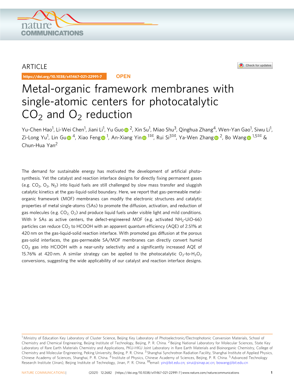 Metal-Organic Framework Membranes with Single-Atomic Centers for Photocatalytic CO2 and O2 Reduction