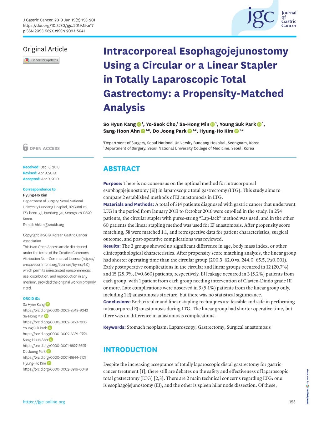 Intracorporeal Esophagojejunostomy Using a Circular Or a Linear Stapler in Totally Laparoscopic Total Gastrectomy: a Propensity-Matched Analysis