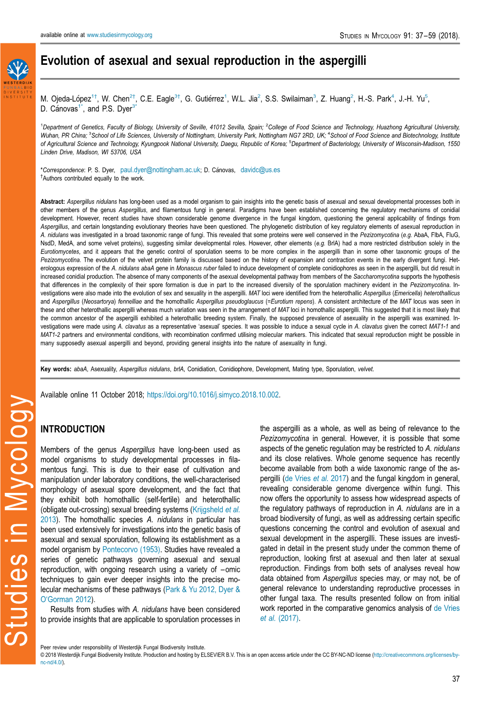 Evolution of Asexual and Sexual Reproduction in the Aspergilli