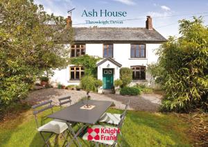 Ash House Throwleigh, Devon Ash House Throwleigh, Devon a Lovely Home Ideally Located on the Edge of a Village and in the Dartmoor National Park