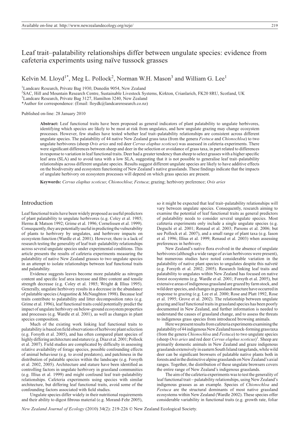 Leaf Trait–Palatability Relationships Differ Between Ungulate Species: Evidence from Cafeteria Experiments Using Naïve Tussock Grasses