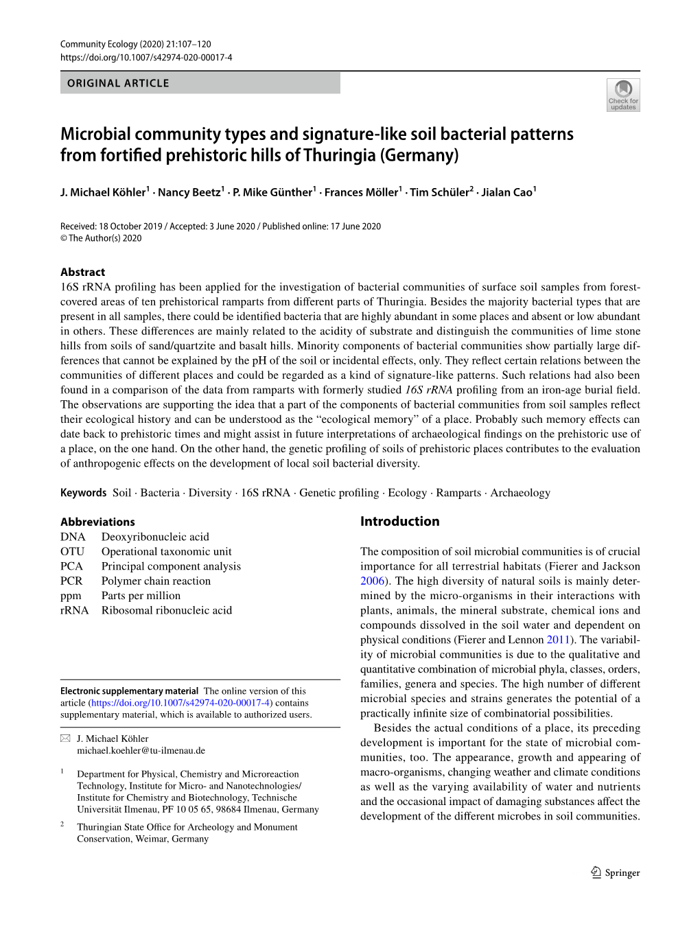 Microbial Community Types and Signature-Like Soil Bacterial Patterns