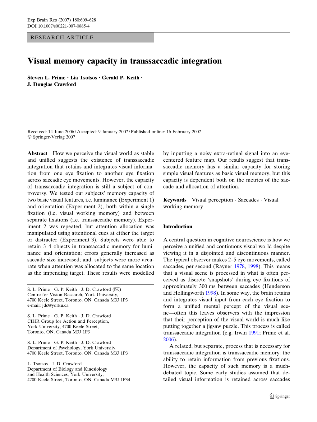 Visual Memory Capacity in Transsaccadic Integration